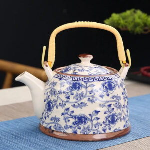grande theiere en porcelaine chinoise 900ml 10 grande theiere en porcelaine chinoise 900ml 10