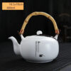 theiere en porcelaine motif japonais 680ml