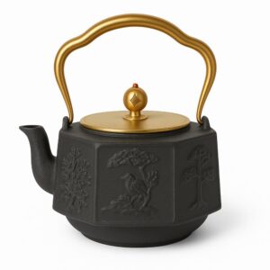 Théière en Fonte Octogonale – Motifs Bambou & Anse Dorée