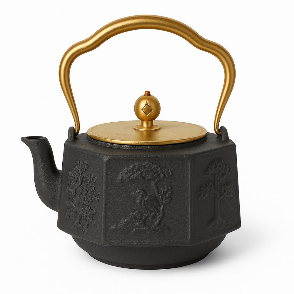 Théière en Fonte Octogonale – Motifs Bambou & Anse Dorée