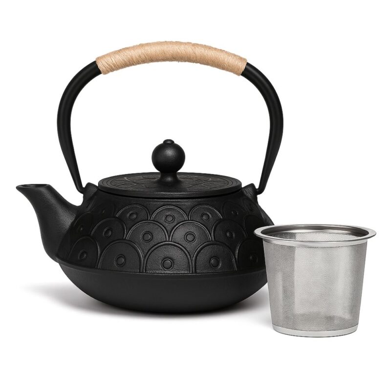 Théière En Fonte Vague Noire Avec Filtre – Motif Seigaiha Minimal Théière en Fonte Vague Noire – Motif Seigaiha Minimal