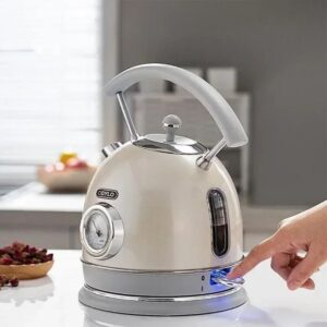 4-4.jpg Bouilloire Sans Plastique 1,8L crème avec thermomètre analogique, allumée par une main.