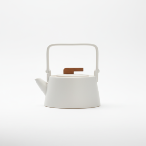 Théière en Céramique Bouilloire Scandinave 800ml blanche avec anse et bouton en bois, design épuré.