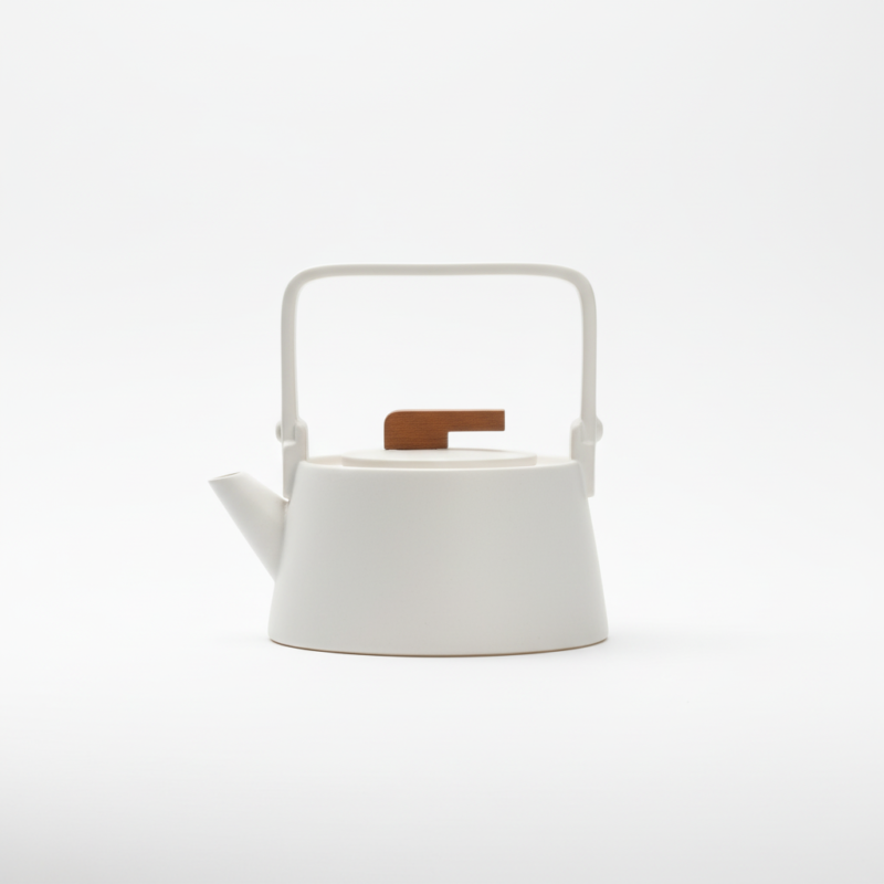 Théière en Céramique Bouilloire Scandinave 800ml blanche avec anse et bouton en bois, design épuré.