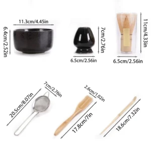 85ae105d-afd6-409c-9d58-7895e6ff3803.webp Set de six accessoires pour cérémonie de thé matcha avec leurs dimensions indiquées